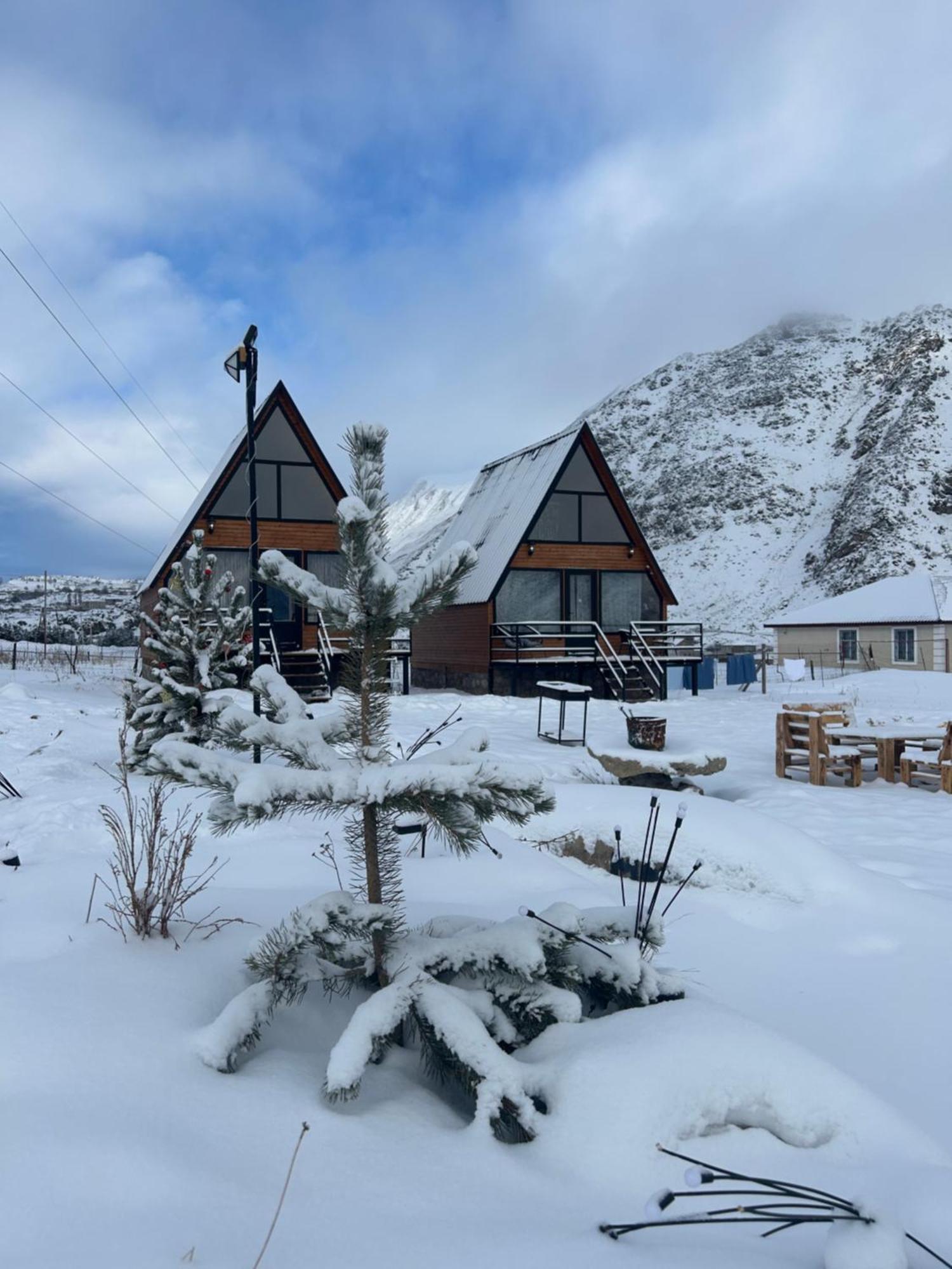 Mtisguli Cottages คัซเบกี ภายนอก รูปภาพ